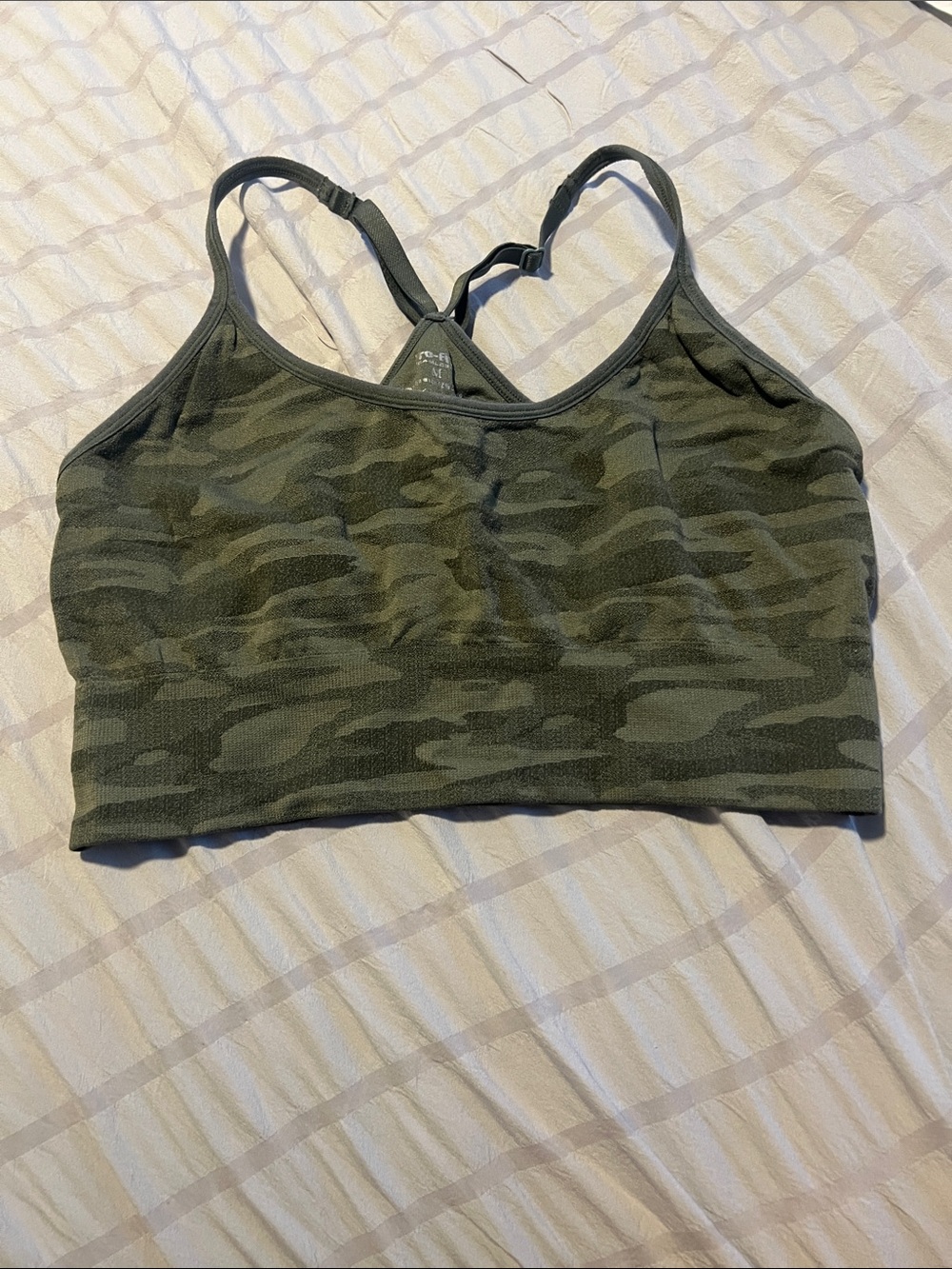 Pro Fit Seamless Camo Sports Bra - Olive Green
